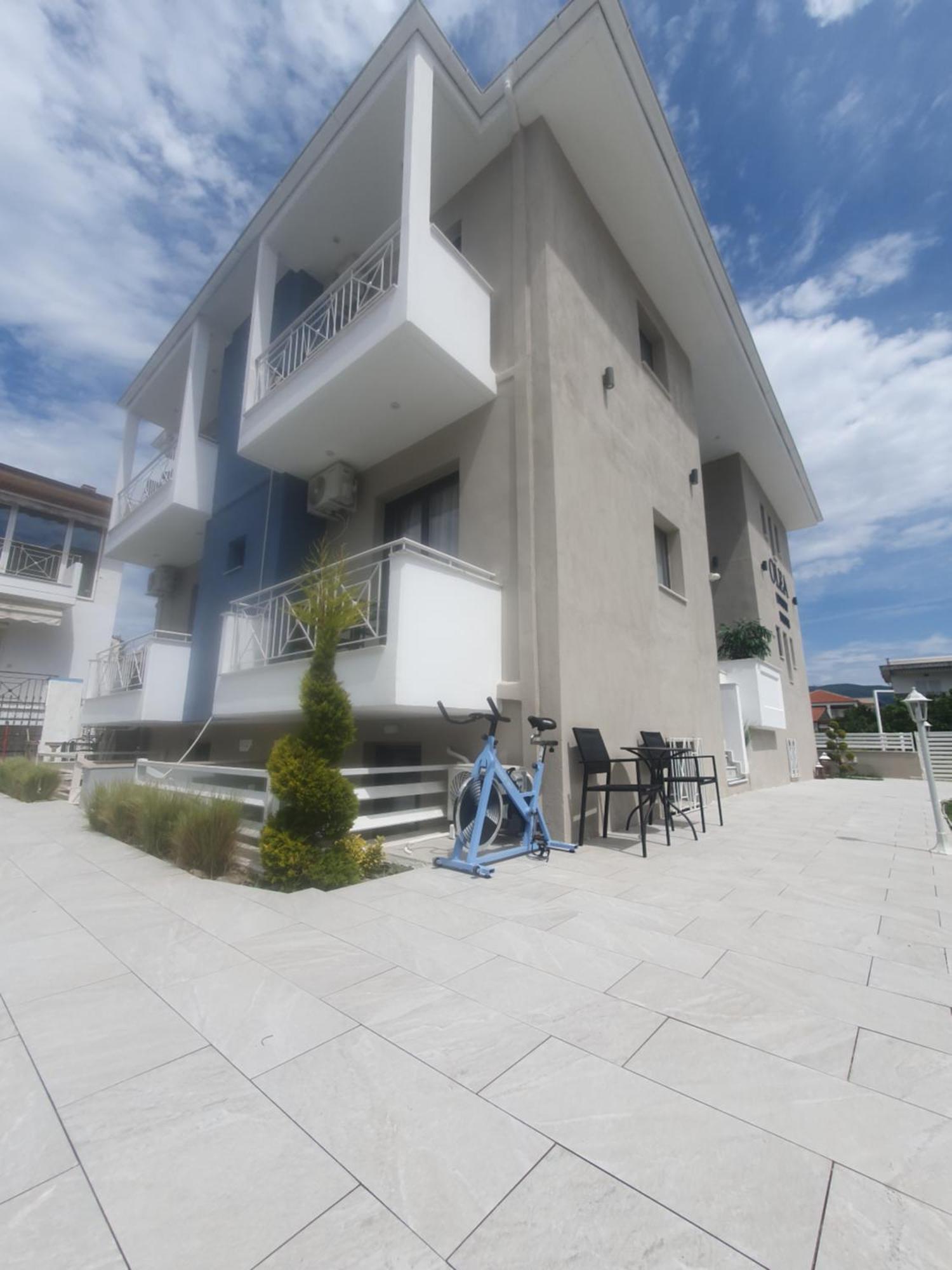 Olea Luxury Suites อัสโปรวาลตา ภายนอก รูปภาพ